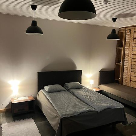 Kivimaee Turismitalu Hostel Taagepera Buitenkant foto